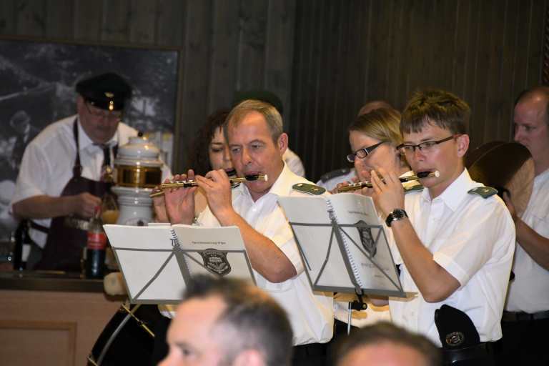 03-schuetzenverein-olpe-ordensübergabe-2017-stephan-neuhaus