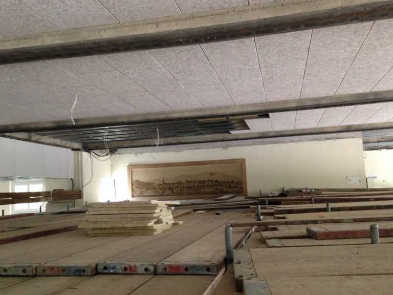 Erneuerung der Decke im Hauptzelt 2016 Erneuerung der Decke im Hauptzelt 2016