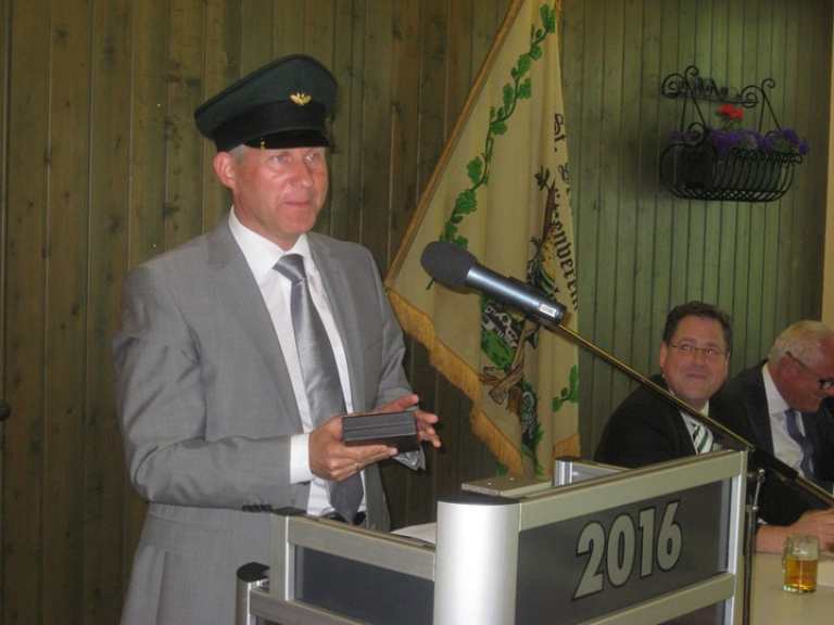 Ordensübergabe 2016 - Schützenkönig Christian Reißner