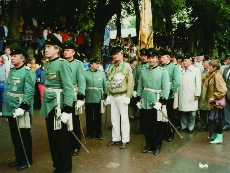 1984_589_Ohly_Album Mueller_01_Gartenstr