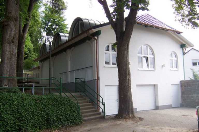 Neubau Schwarzes Zelt Neubau Schwarzes Zelt