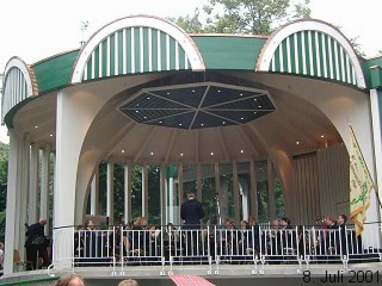 Neubau des Musikpavillons Neubau des Musikpavillons