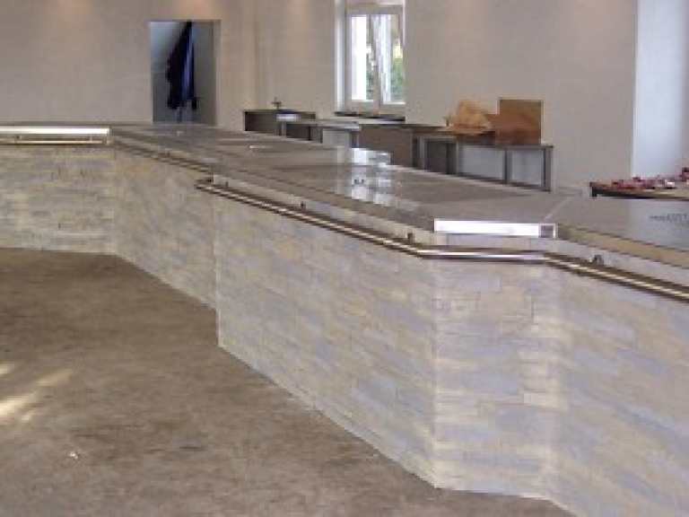 Thekenanlage Schwarzes Zelt 2009