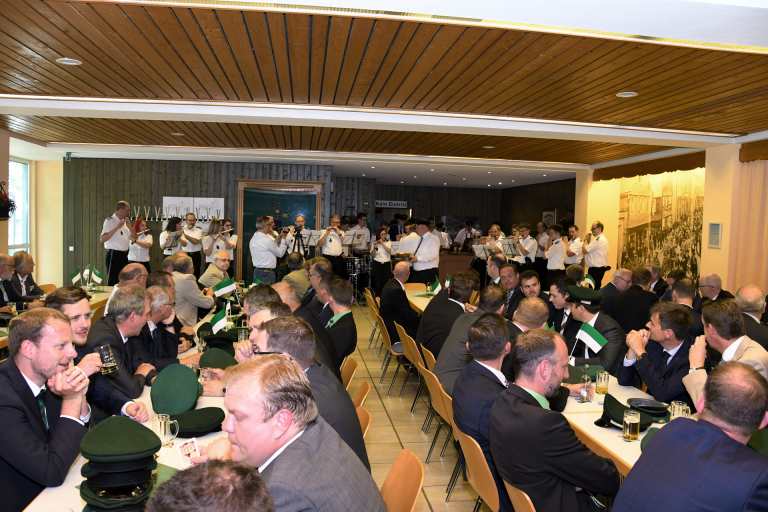 02-schuetzenverein-olpe-ordensübergabe-2017-stephan-neuhaus