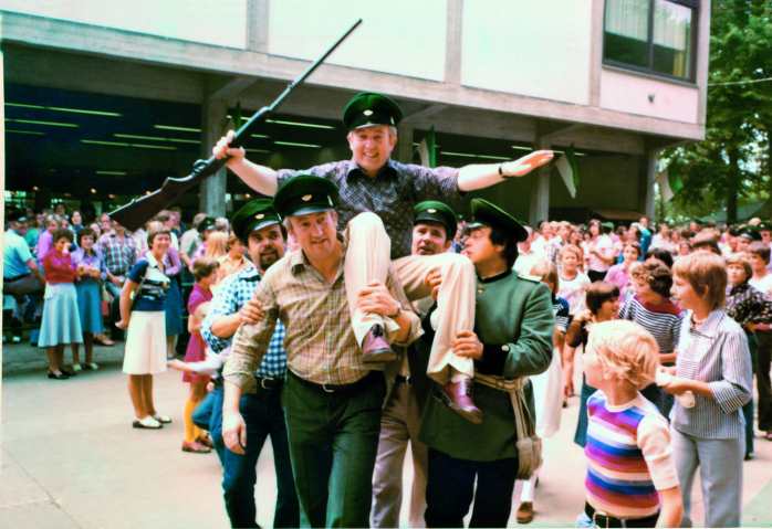 1976_2tif