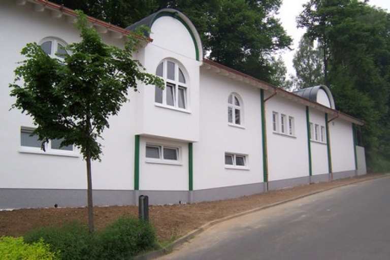 Neubau Schwarzes Zelt Neubau Schwarzes Zelt