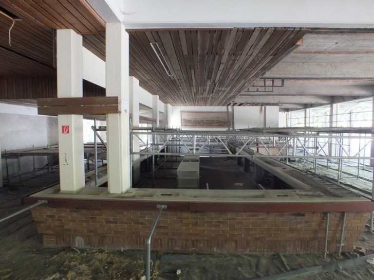 Erneuerung der Decke im Hauptzelt 2016 Erneuerung der Decke im Hauptzelt 2016