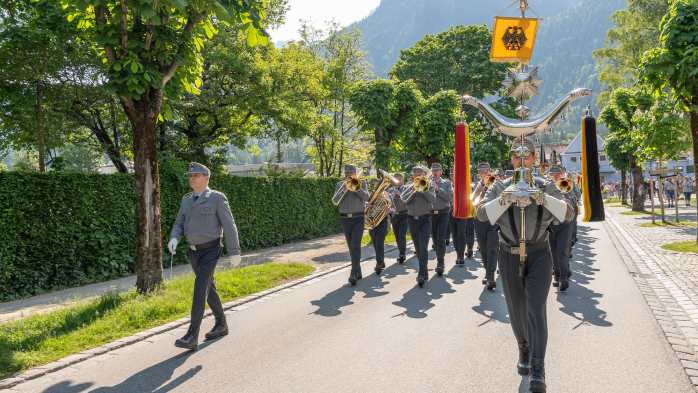 bild-bg-gebmuskorps-appell