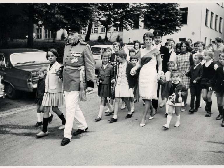 1964_346_Kinderpolonaise