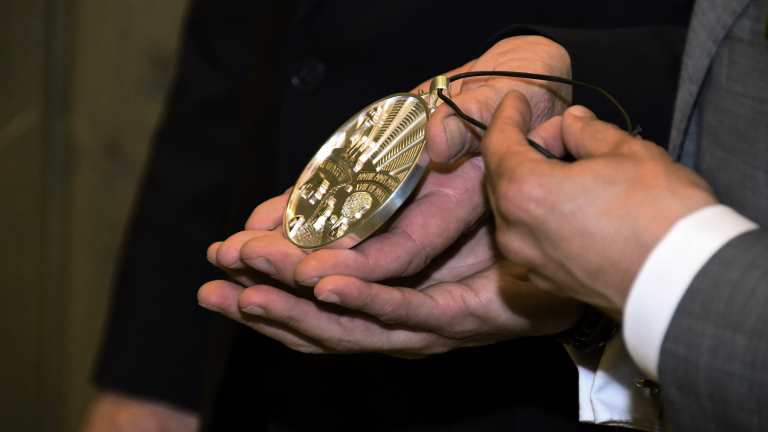 Ordensübergabe von Stephan Neuhaus Ordensübergabe von Stephan Neuhaus