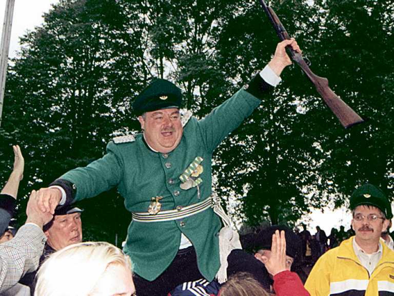 Schützenkönig 2000 - Paul Imhäuser Schützenkönig 2000 - Paul Imhäuser